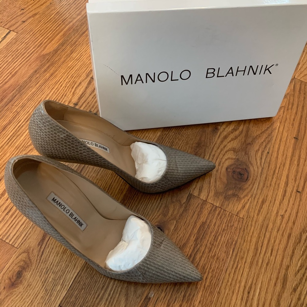 Manolo Blahnik BB105 Snakeskin Pump